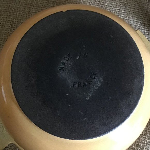 Cast Iron Enamel Fondue Set with Cast Iron Stand - Picture 6 of 6